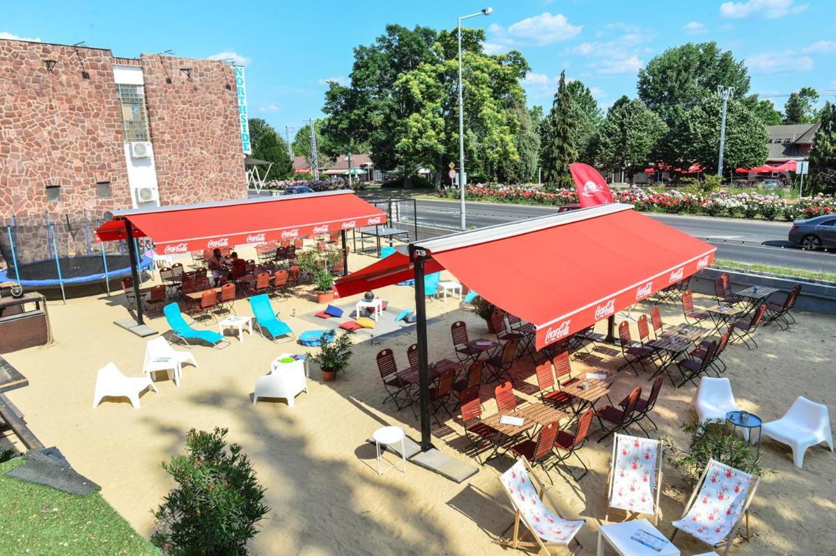 Elmeny Balaton Hotel Alsoors Exterior photo