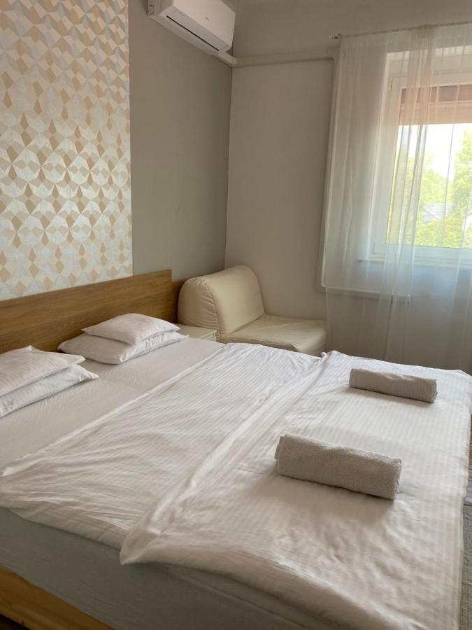 Elmeny Balaton Hotel Alsoors Exterior photo